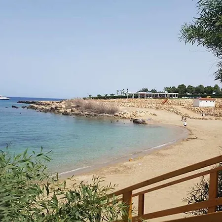 Thea Athena - Walking To The Paralimni