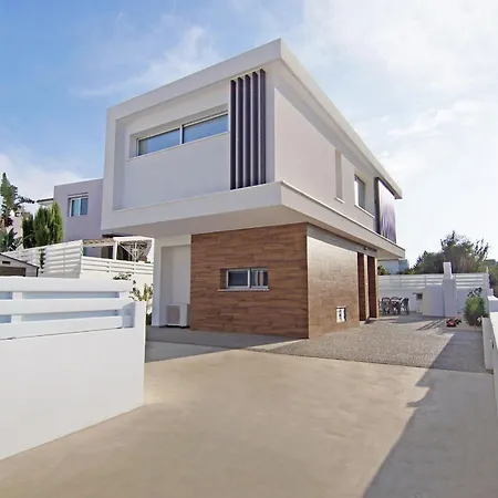 Thea Athena - Walking To The 파라림니