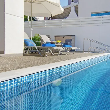 Thea Athena - Walking To The